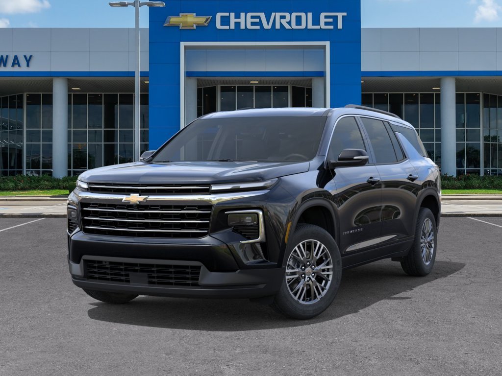New 2027 Chevrolet Traverse LT FWD image 6