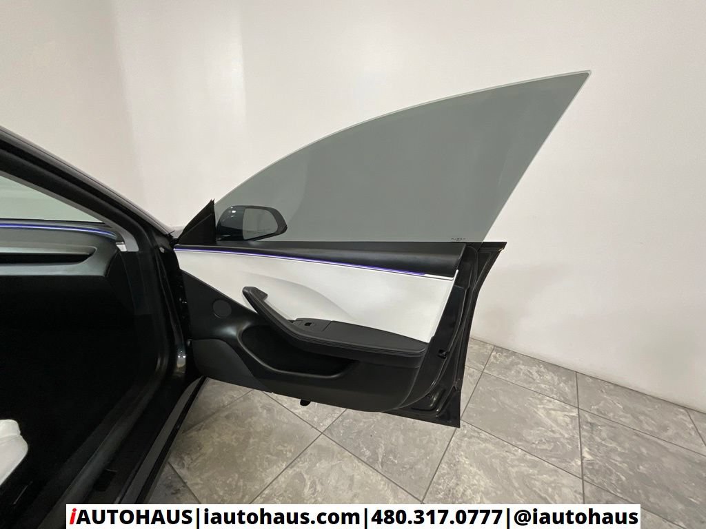 Used 2024 Tesla Model 3 Performance AWD/4WD image 37