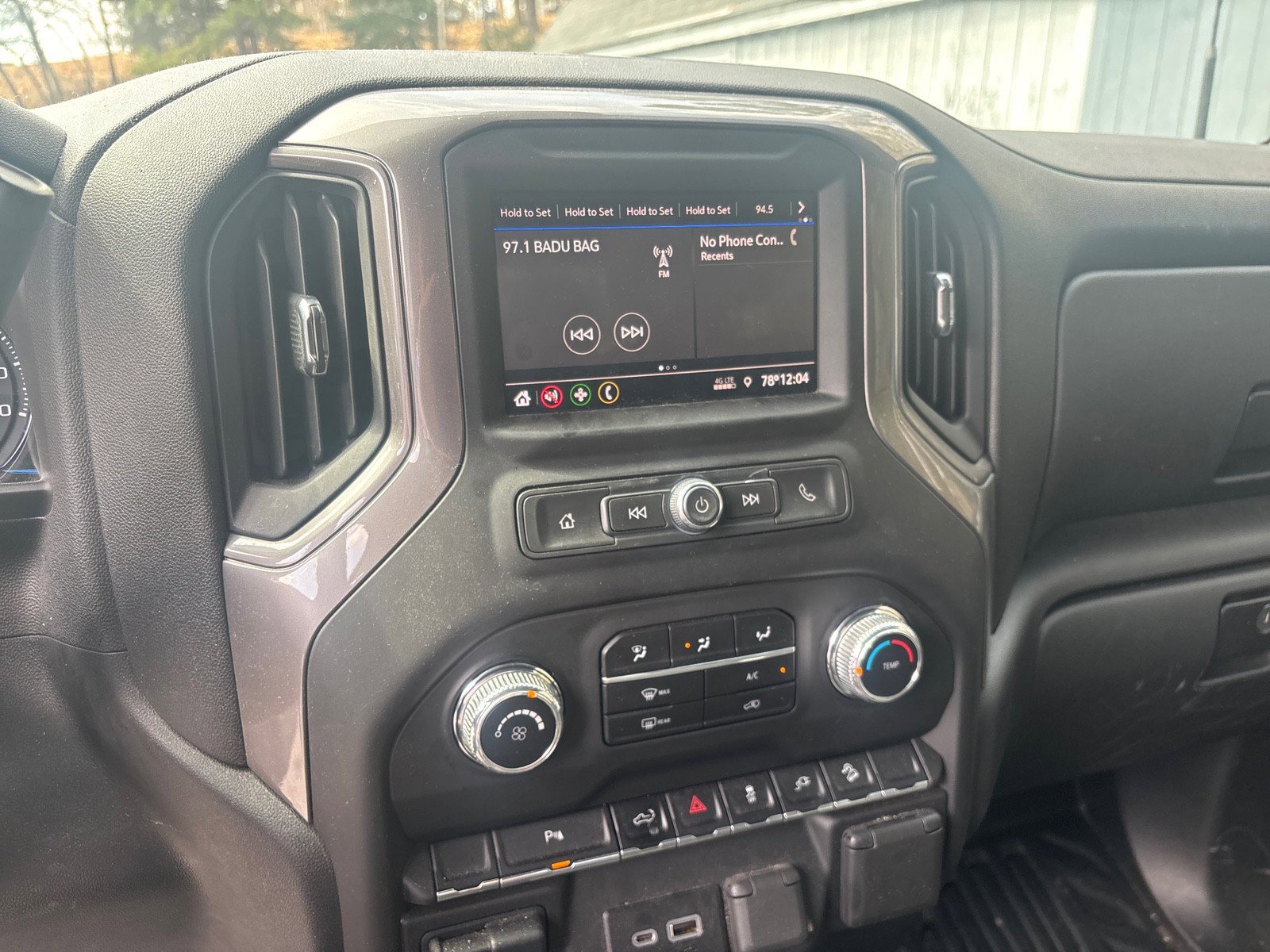 Used 2023 GMC Sierra 2500 Pro w/ Convenience Package image 9