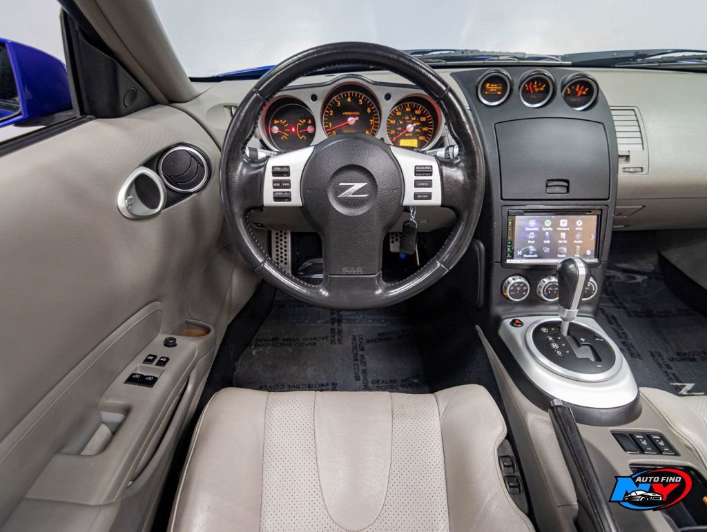 Used 2006 Nissan 350Z Touring RWD image 13