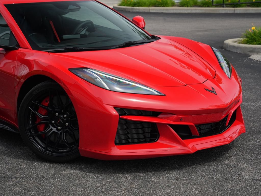 Used 2024 Chevrolet Corvette Z06 w/ Stealth Interior Trim Package RWD image 30