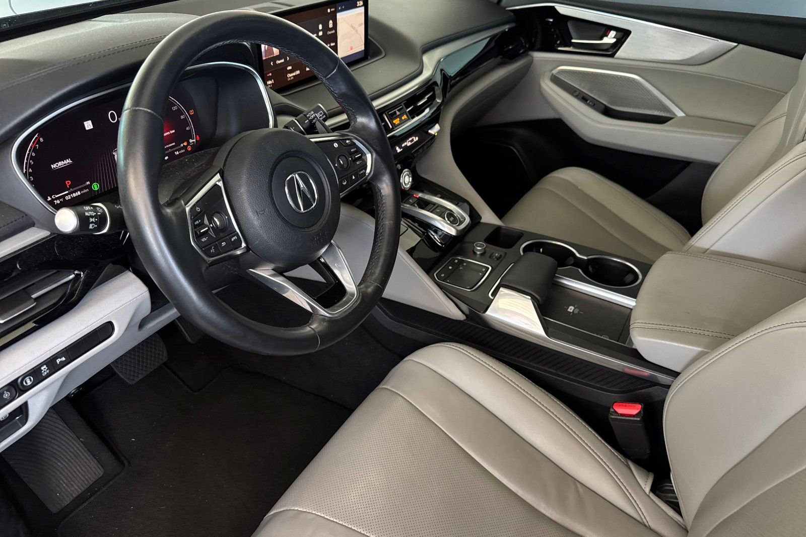 Used 2023 Acura MDX FWD w/ Technology Package image 11