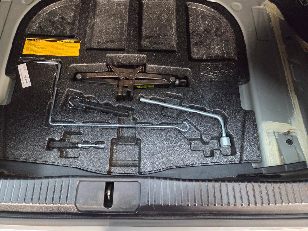 Used 2013 Lexus ES 350 Sedan w/ Luxury Pkg image 9