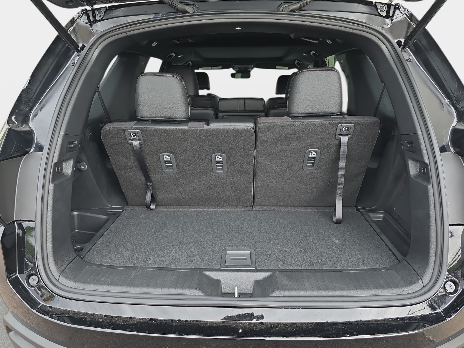 New 2026 Honda Pilot Black Edition image 13