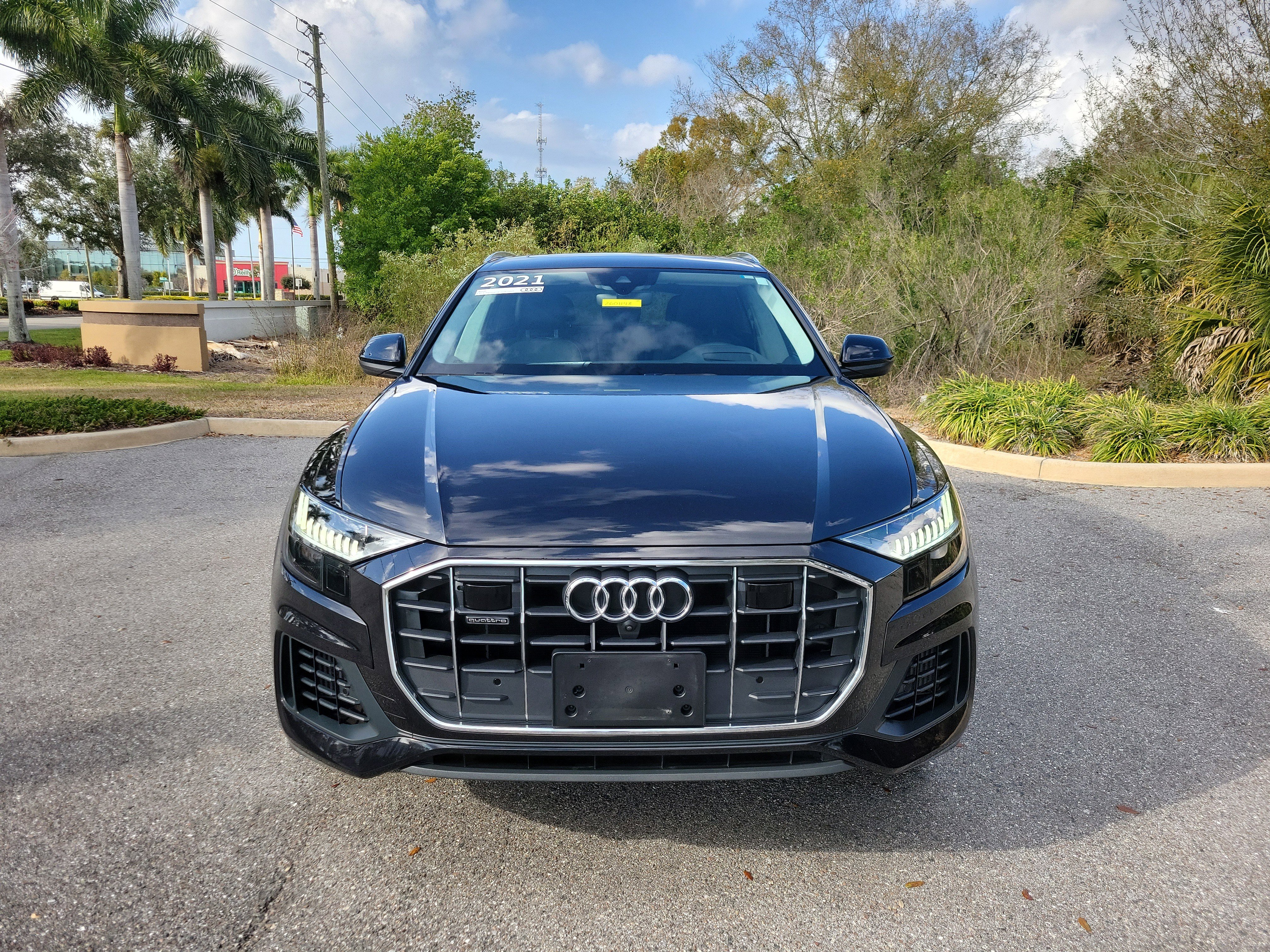 Used 2021 Audi Q8 Prestige image 2