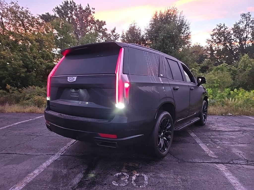 Certified 2024 Cadillac Escalade Sport w/ LPO, ONYX Package AWD/4WD image 7