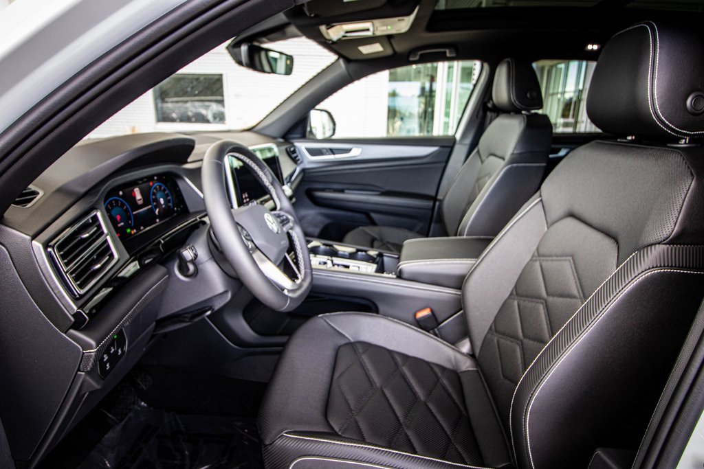 New 2026 Volkswagen Atlas Cross Sport SE image 29