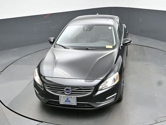 Used 2018 Volvo S60 T5 Inscription Platinum w/ Climate Package image 19