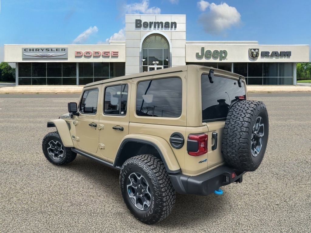 Used 2022 Jeep Wrangler Unlimited Rubicon 4xe w/ Cold Weather Group image 7