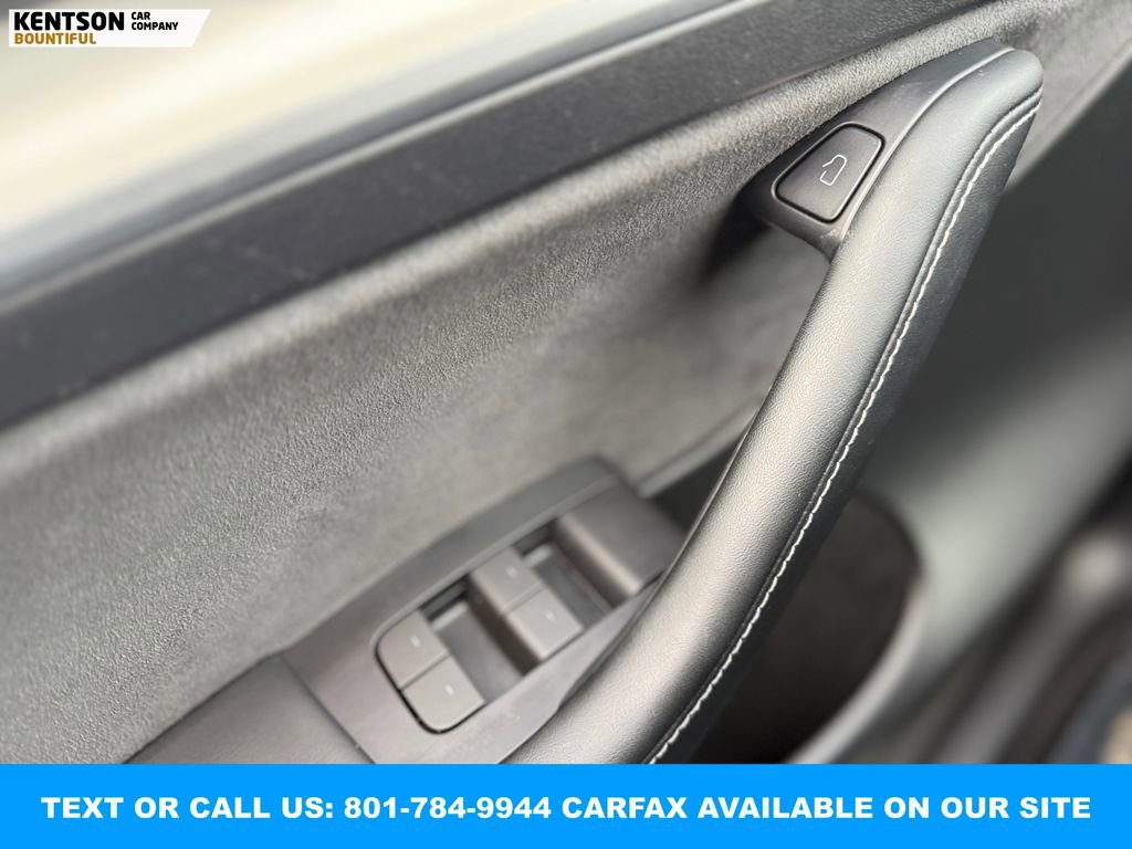 Used 2023 Tesla Model Y Long Range image 17