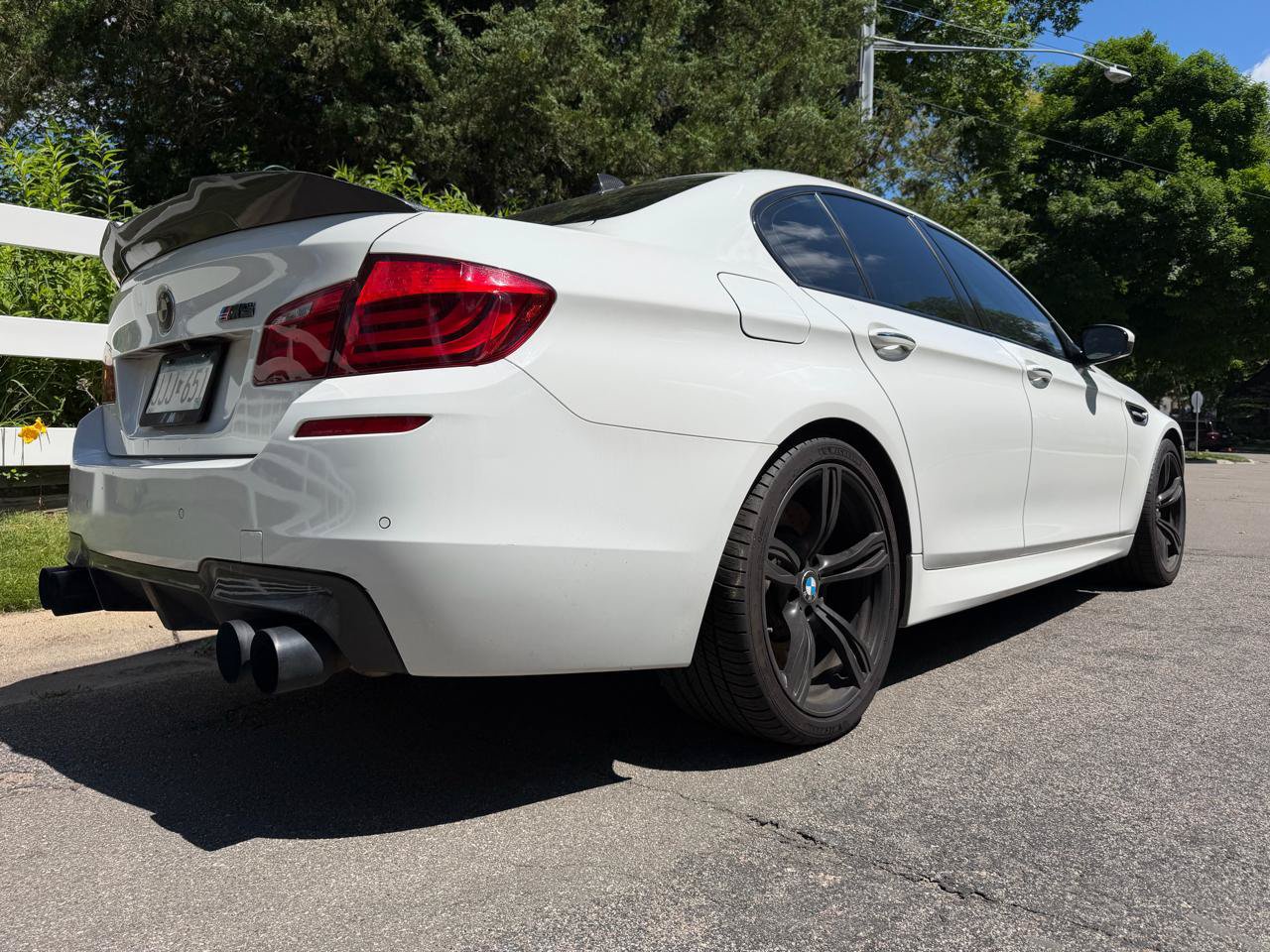 Used 2013 BMW M5 RWD image 23