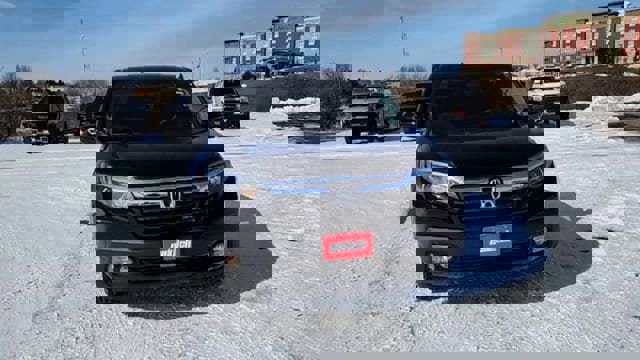 Used 2019 Honda Ridgeline Sport image 3