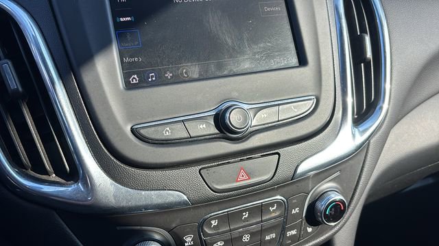 Used 2021 Chevrolet Equinox LT image 19