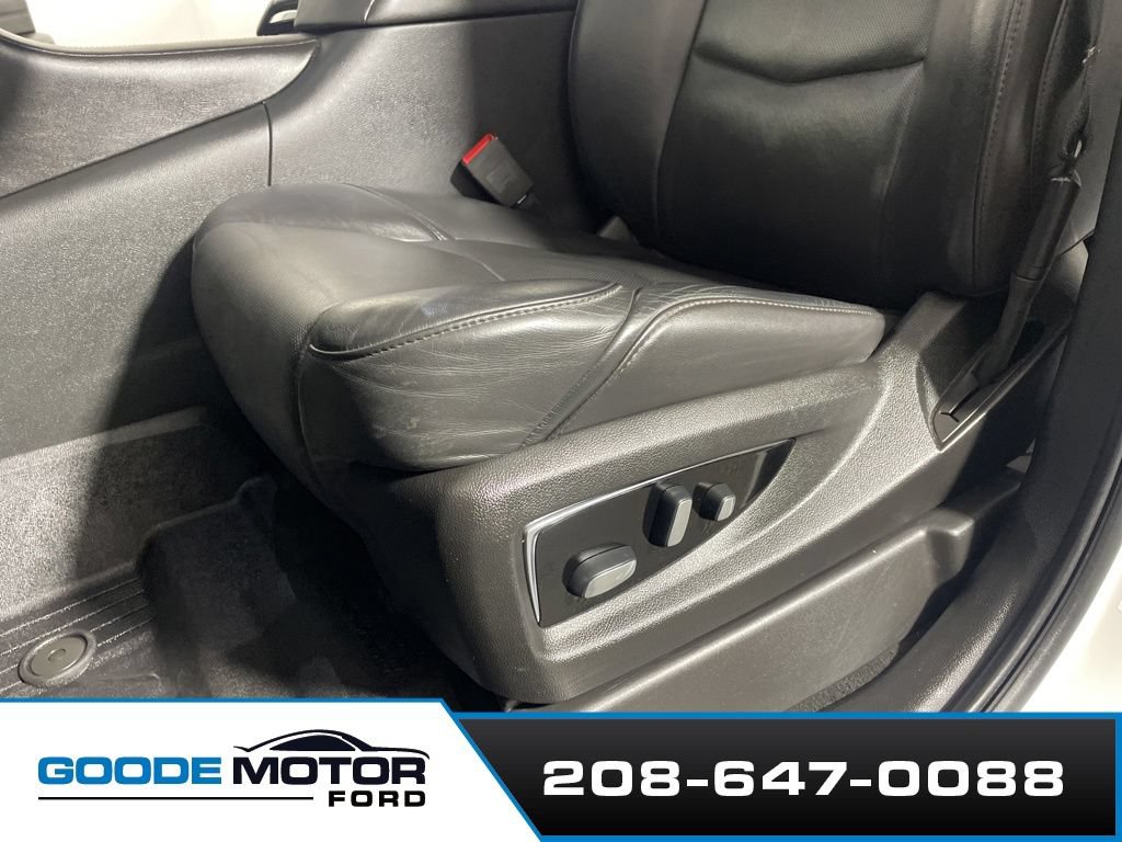 Used 2019 Cadillac Escalade Premium Luxury AWD/4WD image 11