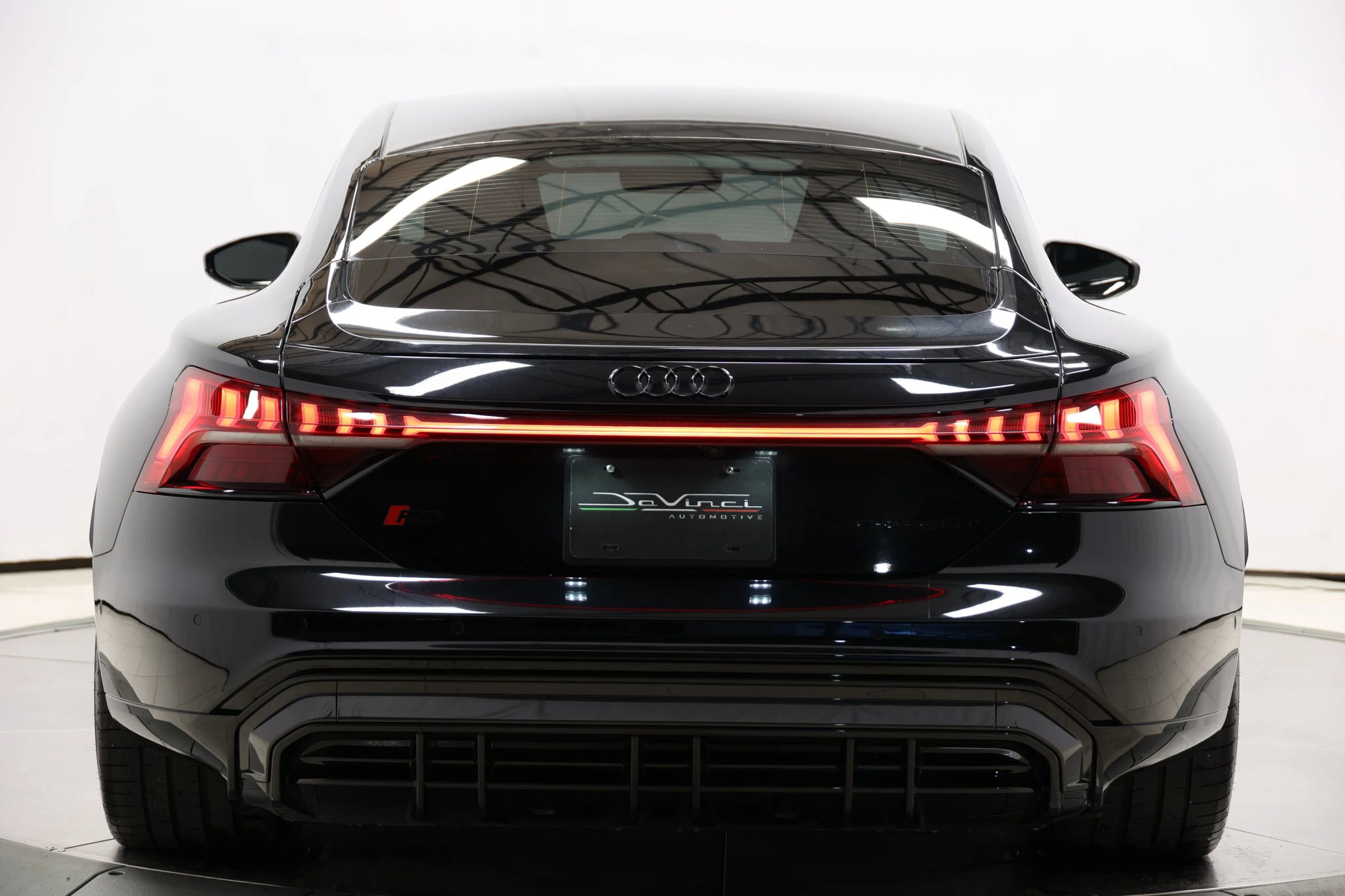 Used 2022 Audi RS e-tron GT w/ Carbon Performance Package image 58