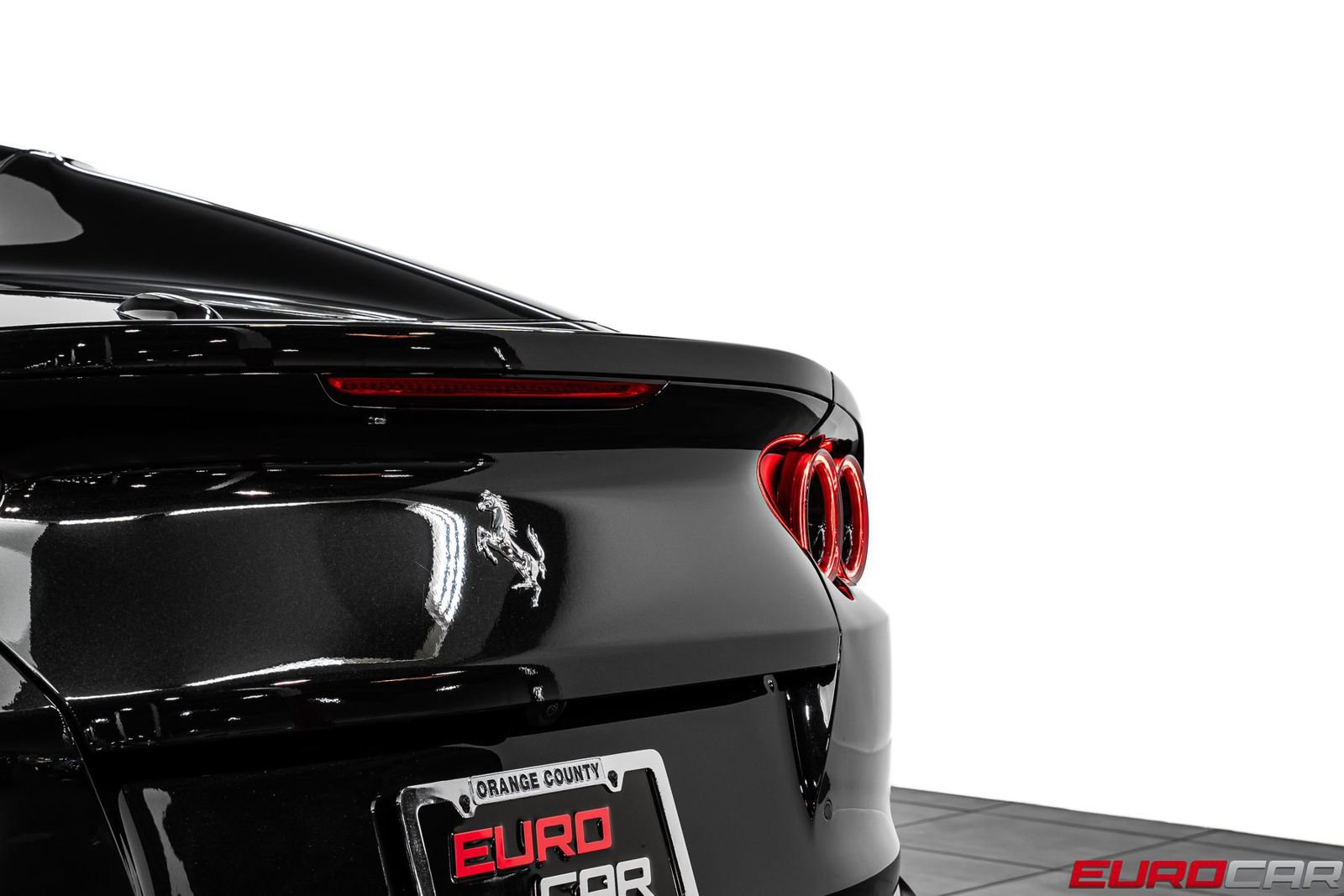 Used 2022 Ferrari 812 GTS RWD image 23