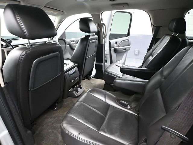 Used 2010 Chevrolet Tahoe LT w/ Luxury Package image 38