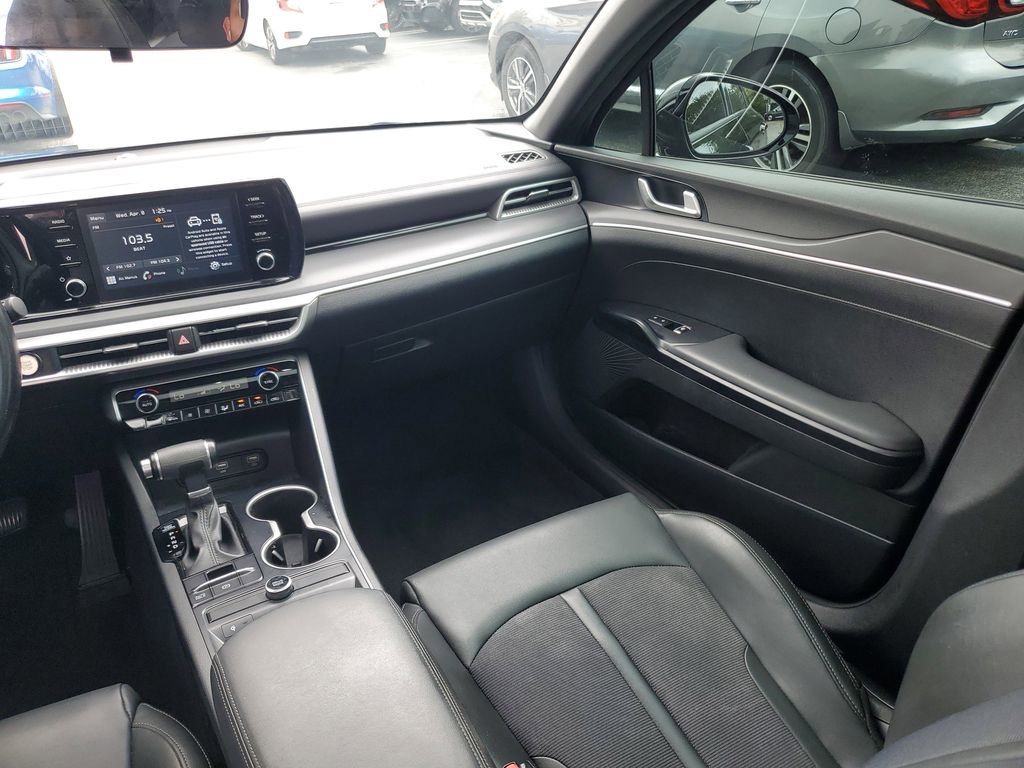Used 2021 Kia K5 GT-Line w/ GT-Line FWD Premium Package image 18
