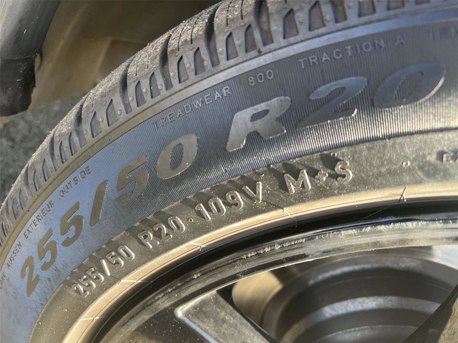 Used 2012 Land Rover Range Rover HSE image 28