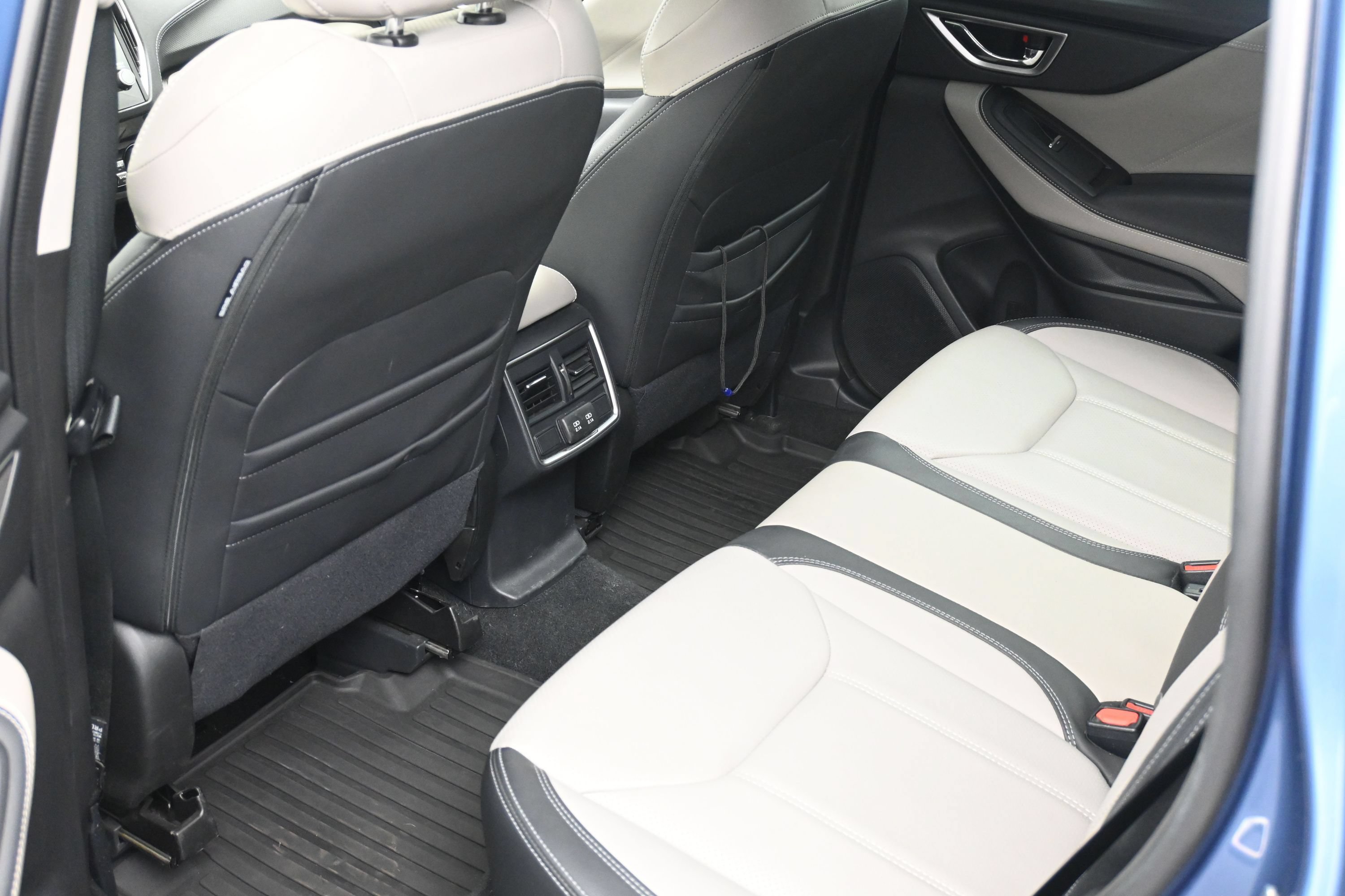 Used 2022 Subaru Forester Limited AWD/4WD image 15