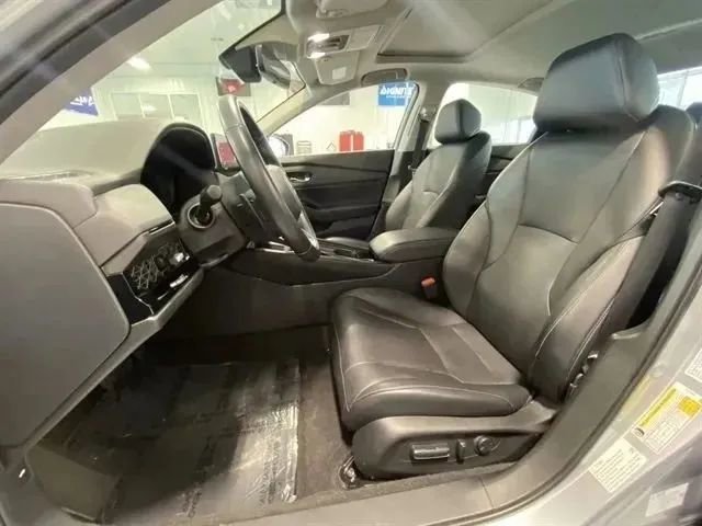 Used 2023 Honda Accord Touring image 12