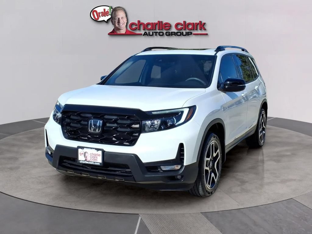 Used 2023 Honda Passport Elite image 1