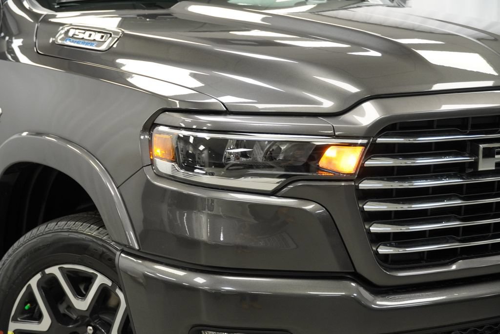 New 2027 RAM 1500 Laramie w/ Laramie Preferred Package AWD/4WD image 5