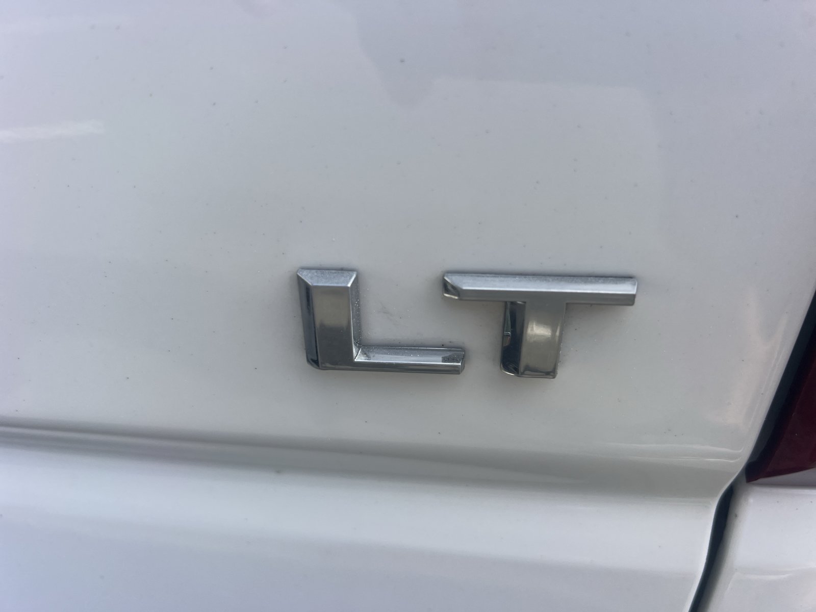 Used 2025 Chevrolet Silverado 1500 LT AWD/4WD image 12