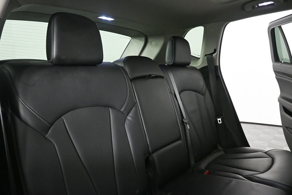 Used 2019 Buick Envision Essence image 20