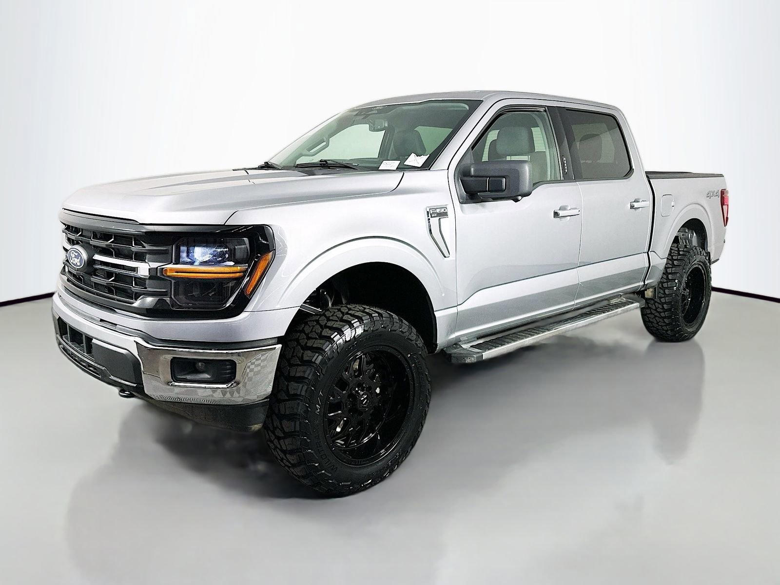 Used 2024 Ford F150 XLT w/ Tow/Haul Package AWD/4WD image 4