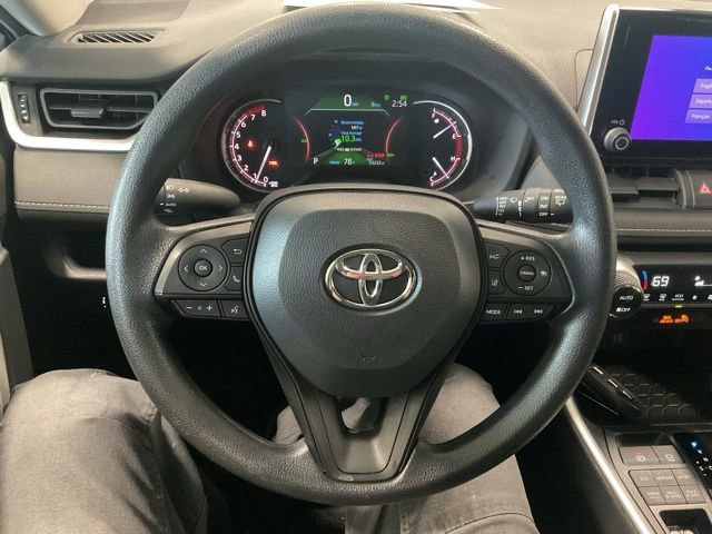 Used 2024 Toyota RAV4 XLE AWD/4WD image 13