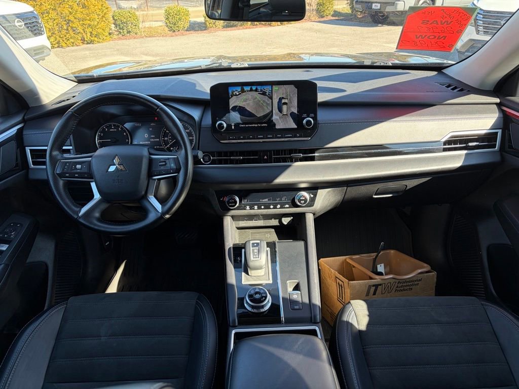 Used 2024 Mitsubishi Outlander SE image 26