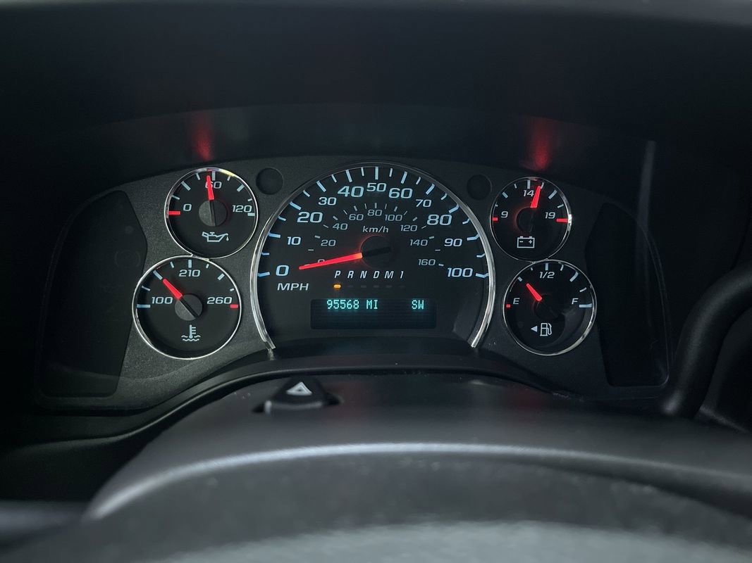 Used 2021 Chevrolet Express 2500 w/ Driver Convenience Package image 18