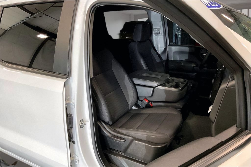 Used 2022 Chevrolet Silverado 1500 Custom AWD/4WD image 28