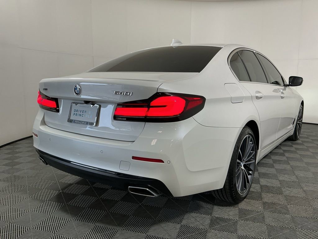 Certified 2022 BMW 540i xDrive w/ Premium Package AWD/4WD image 5