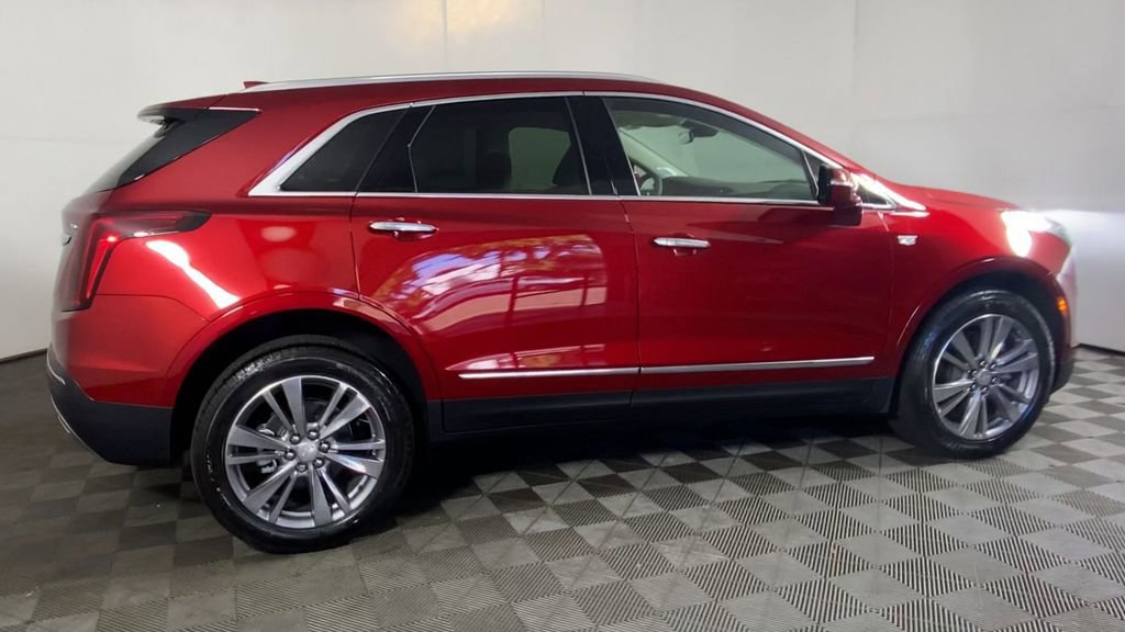 New 2025 Cadillac XT5 Premium Luxury image 9