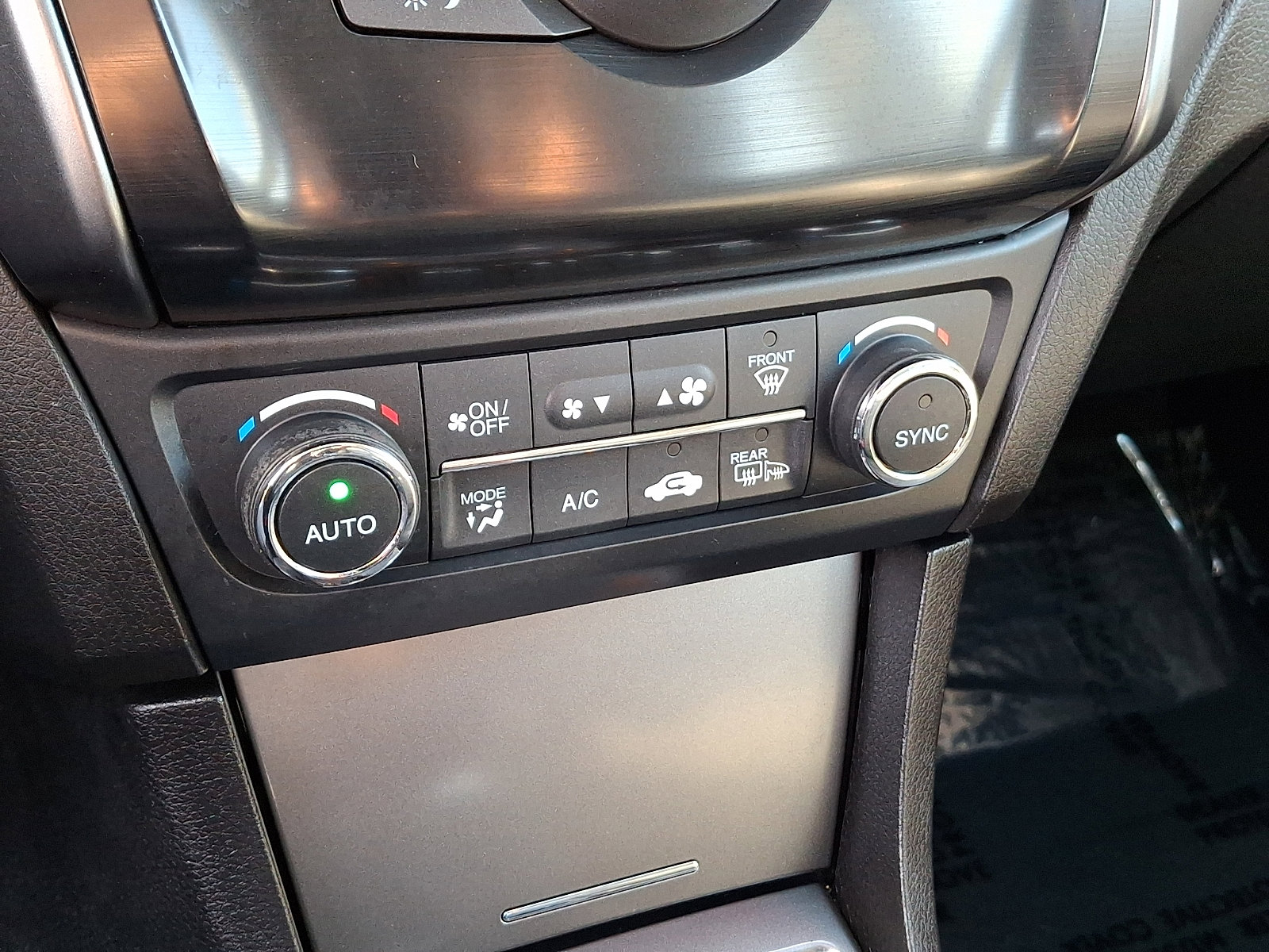 Used 2015 Acura ILX image 16