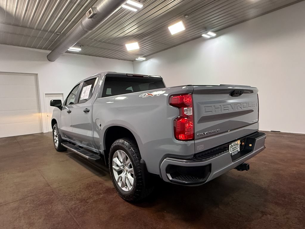 Used 2024 Chevrolet Silverado 1500 Custom AWD/4WD image 33