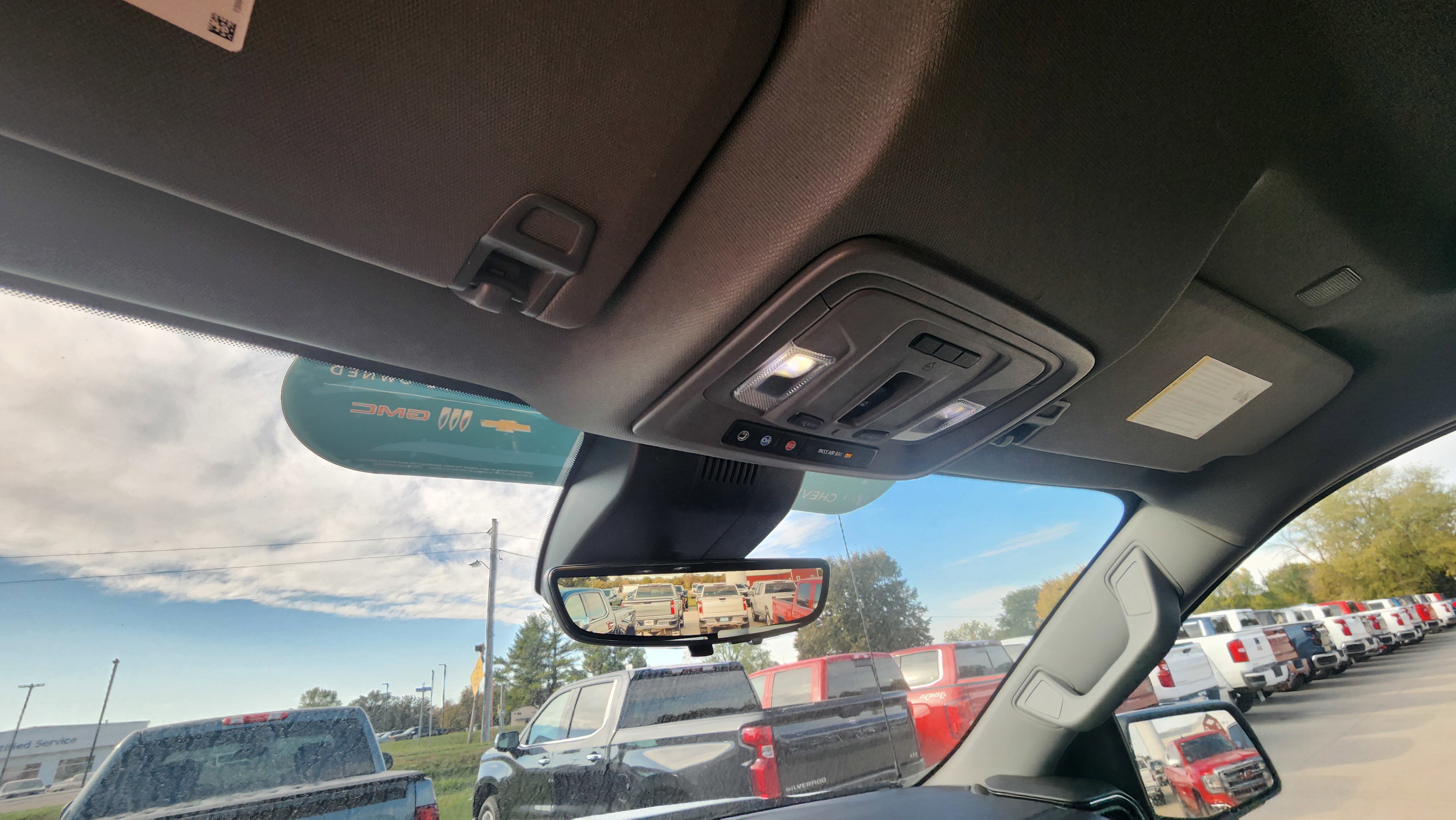 Certified 2023 Chevrolet Silverado 1500 LTZ w/ Technology Package image 19