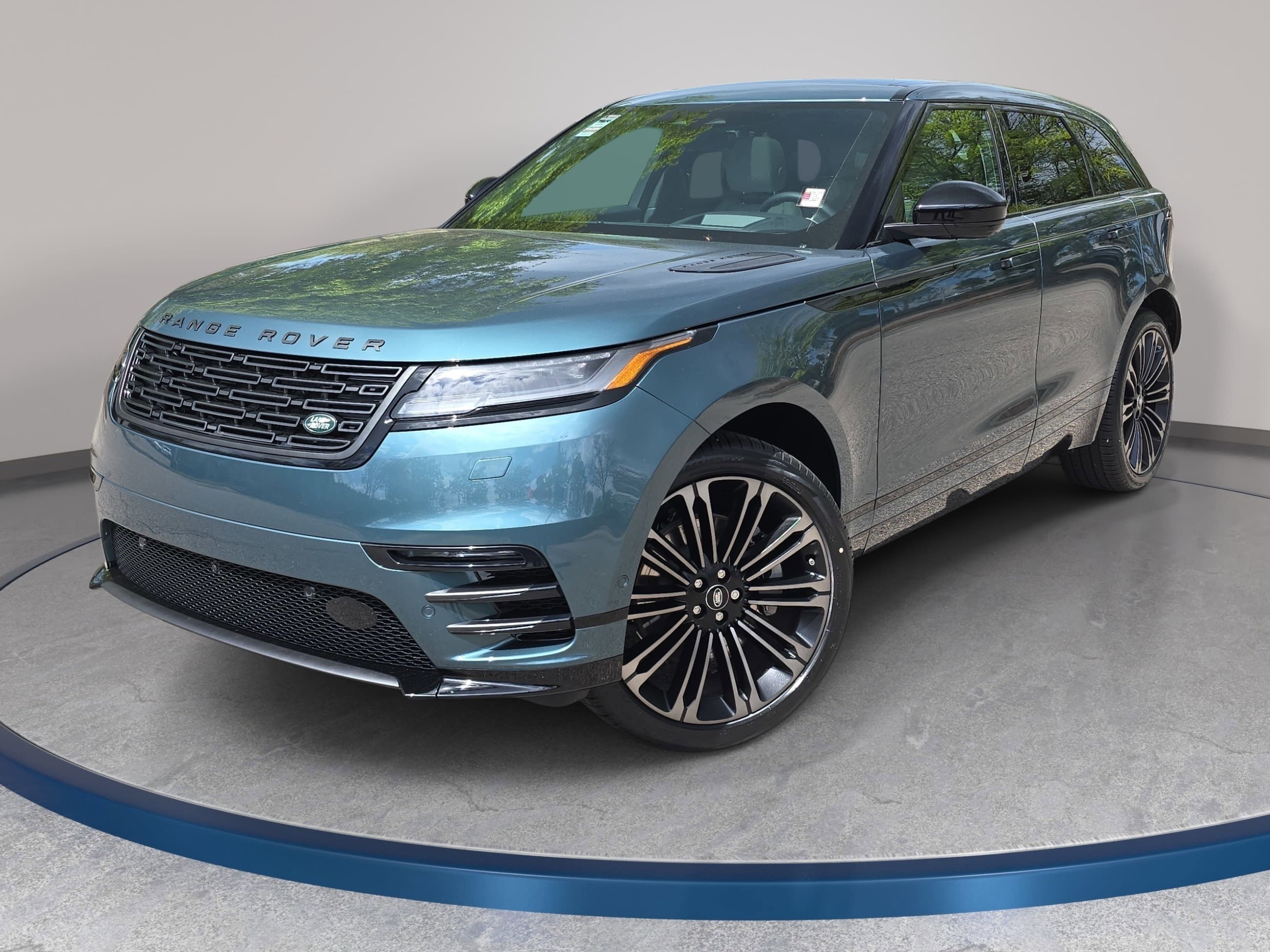 New 2026 Land Rover Range Rover Velar Dynamic SE