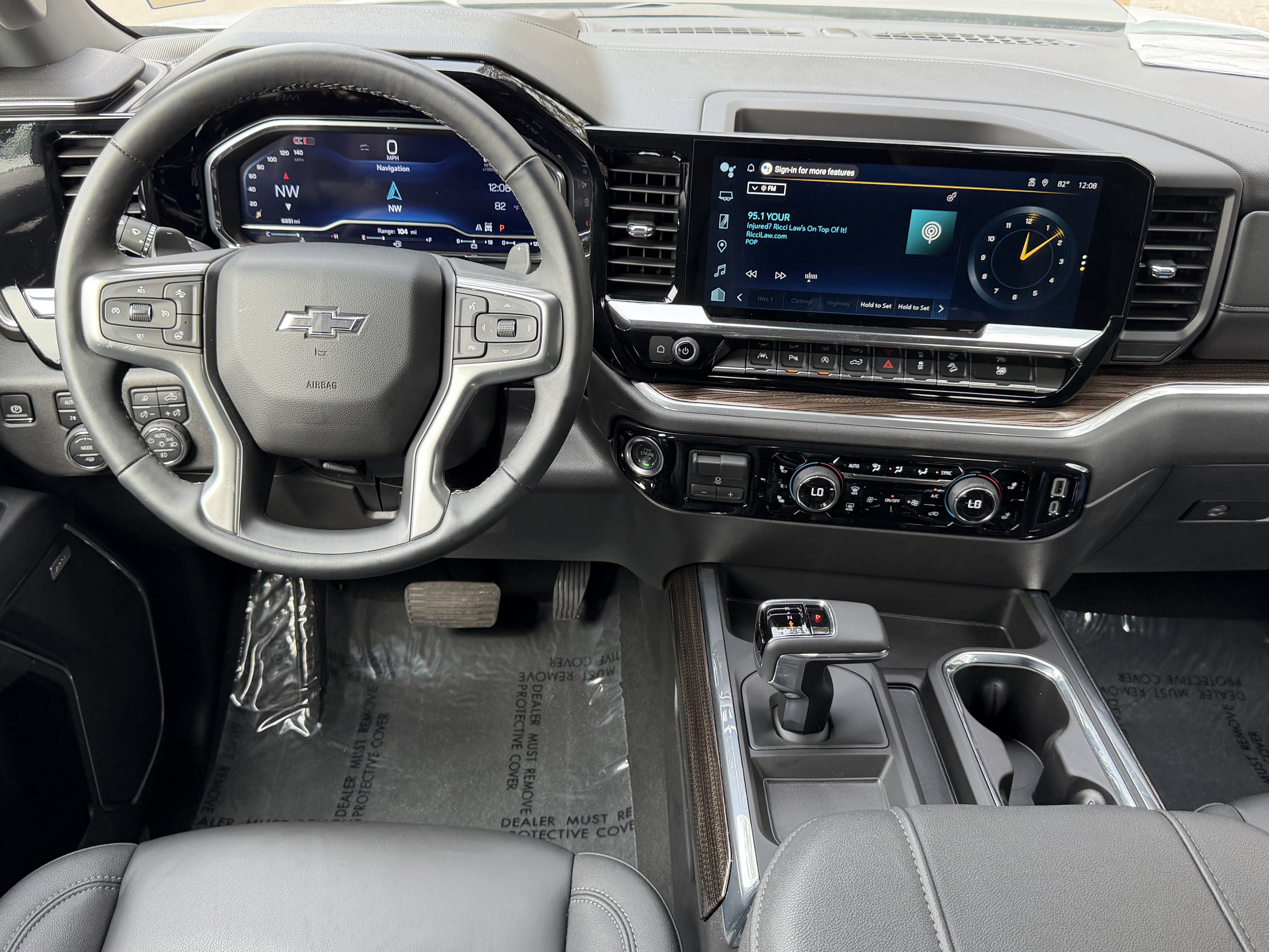 Used 2025 Chevrolet Silverado 1500 LT Trail Boss w/ LT Trail Boss Premium Package image 24