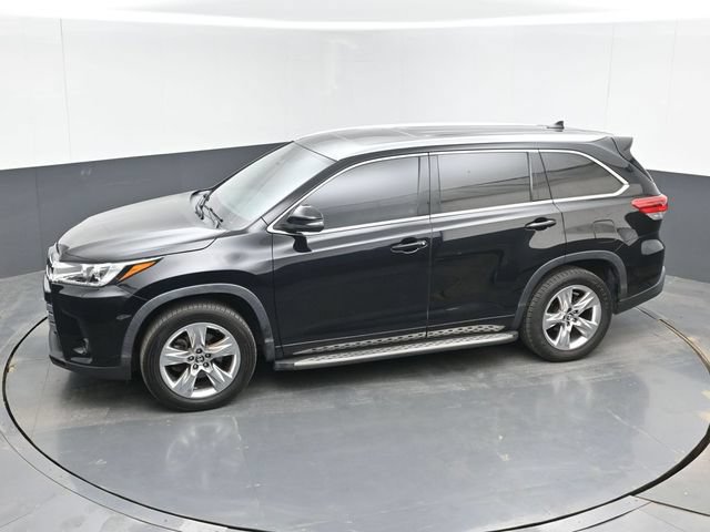 Used 2019 Toyota Highlander Limited FWD image 40