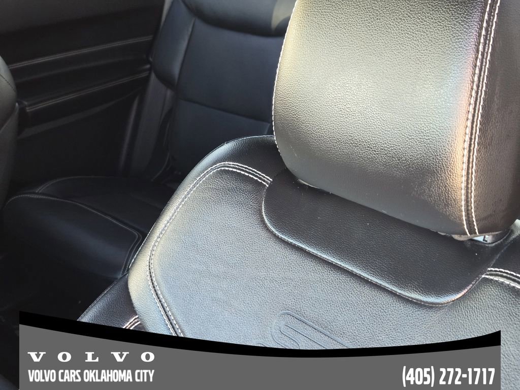 Used 2020 Ford Explorer ST w/ ST Street Pack image 14