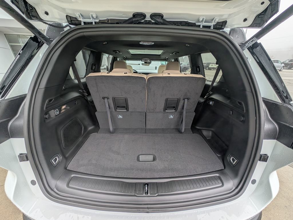 New 2026 Jeep Grand Cherokee L Limited image 11