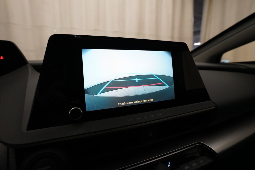 Used 2023 Toyota Prius LE image 19