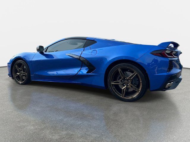 Used 2020 Chevrolet Corvette Stingray Premium Cpe w/ 3LT Preferred Equipment Group RWD image 3