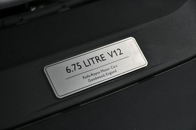 Used 2023 Rolls-Royce Ghost Black Badge w/ Black Badge Ghost Package AWD/4WD image 28