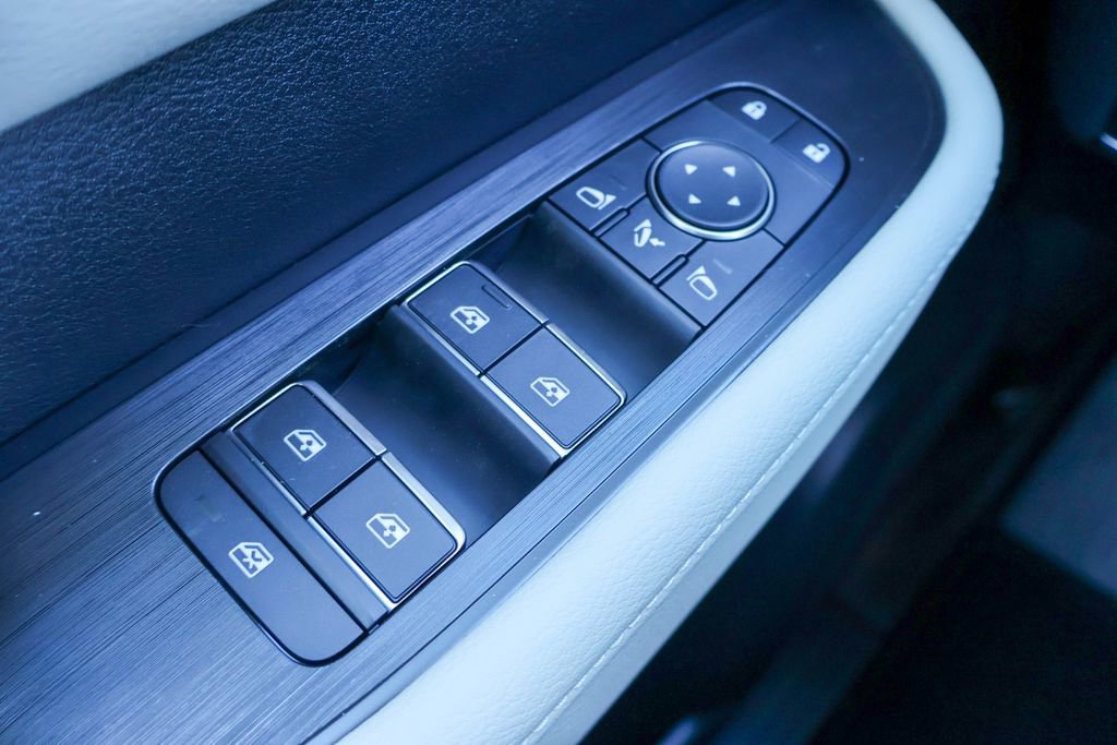 New 2026 Nissan Armada Platinum image 16