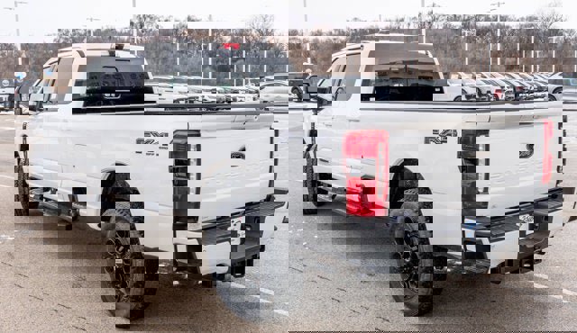 New 2026 Ford F250 Lariat w/ Black Appearance Package image 4