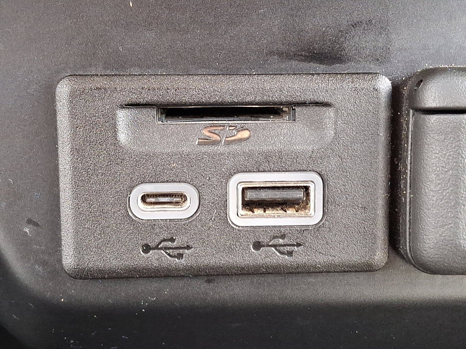 Used 2023 Chevrolet Silverado 2500 LTZ image 23